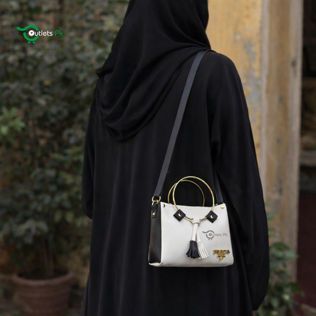 ROUND HANDLE – WHITE & BLACK