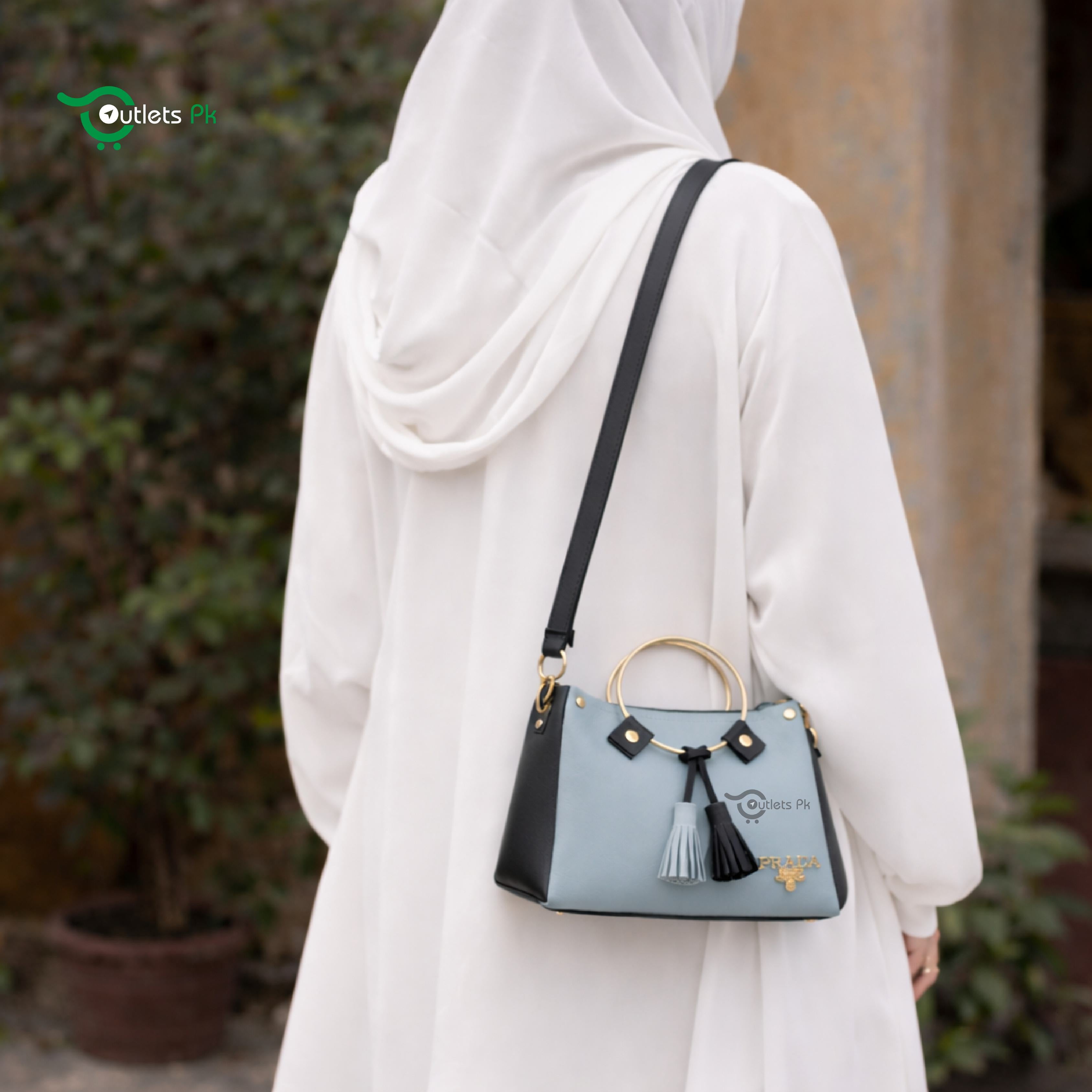 ROUND HANDLE – GREY & BLACK